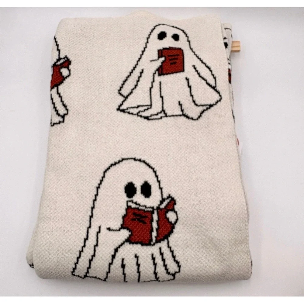 Goblin & Ghoul Reading Ghosts Halloween Throw Blanket and Pillow Set Cream